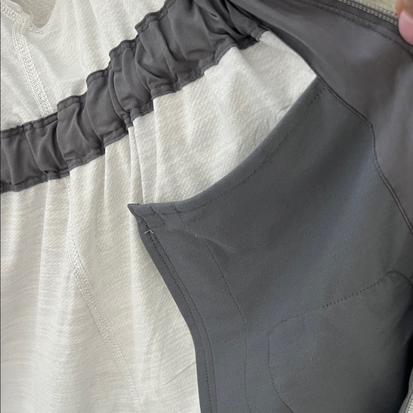 Lululemon Athletica Light Gray Zip-Up Anorak Hoodie - Picture 11 of 11